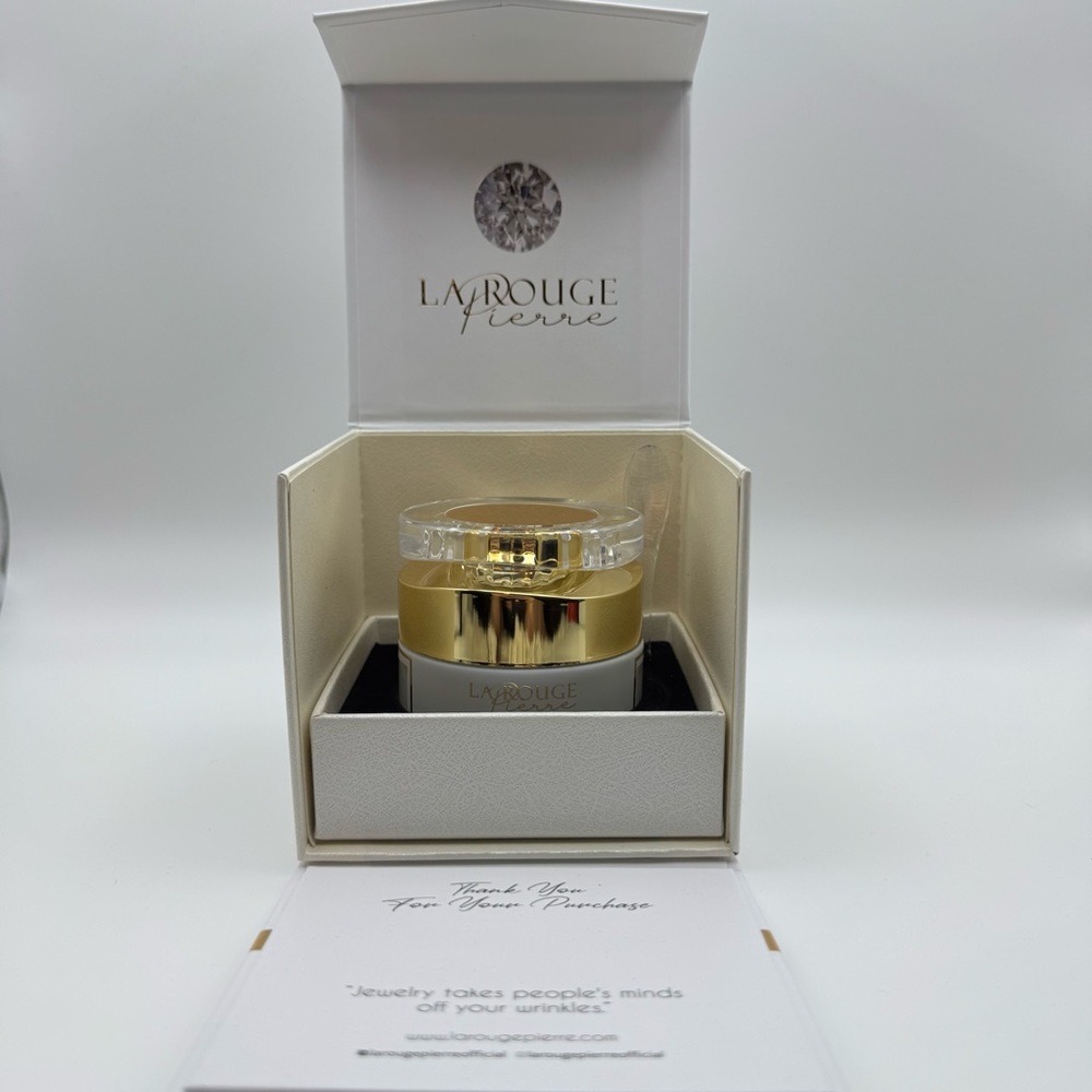Pearl Day Cream Collagen Hyaluronic Acid Almond Oil Mandarin Orange Extract